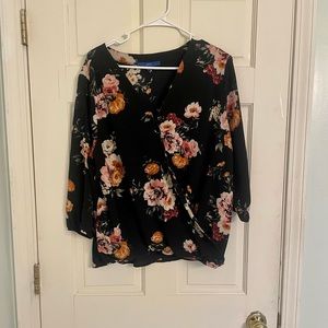 Apt 9 Black floral cross front blouse XXL
